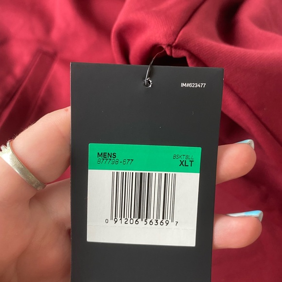 cleveland cavaliers sweatshirt - Picture 4 of 5